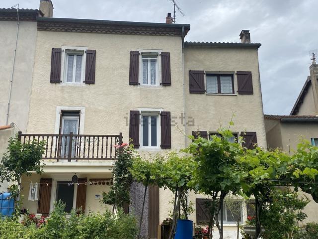 Maison, Saint Juéry