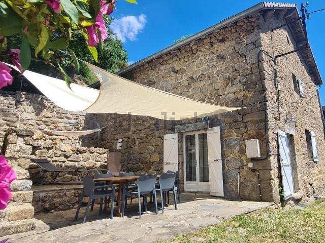 Maison, Saint Julien d&apos Intres