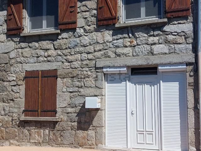Maison, Saint Julien d&apos Intres
