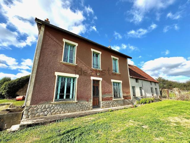 Maison, Saint Julien la Genête