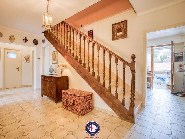 Maison Saint Julien Les Metz 12 pièce s 235.24 m2