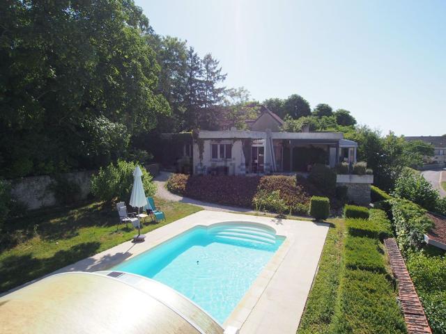 Maison, Saint Julien