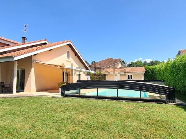 Maison, Saint Just