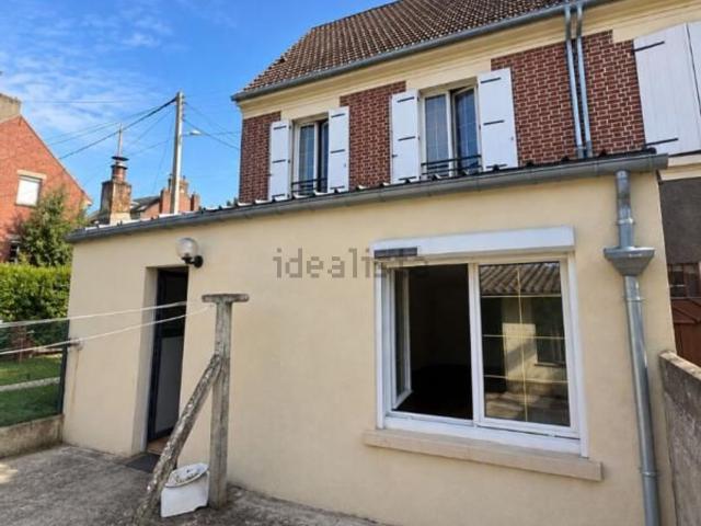 Maison, Saint Just en Chaussée