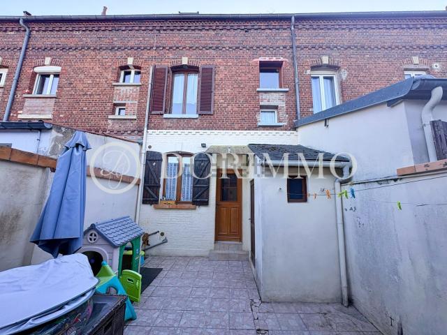 Maison, Saint Just en Chaussée