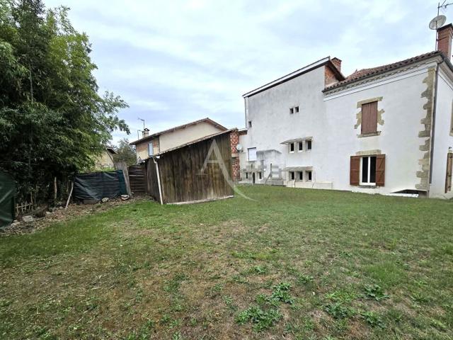 Maison, Saint Justin