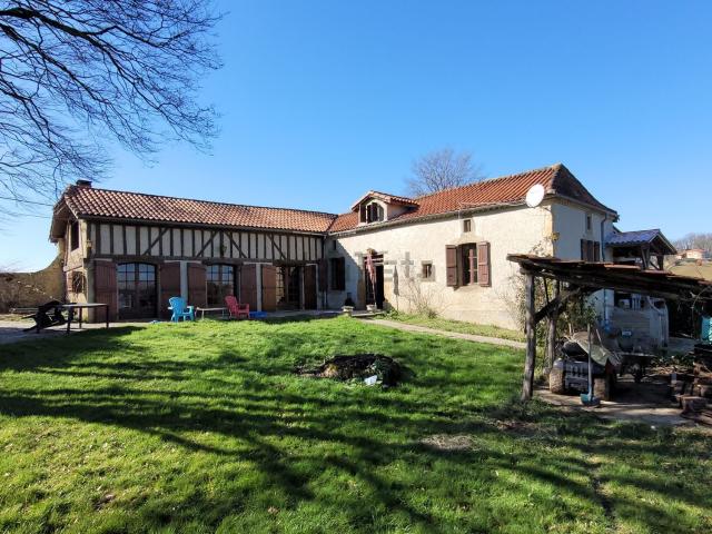 Maison, Saint Justin