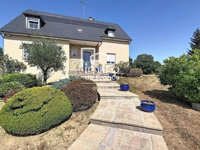 Maison, Saint Ouën des Toits