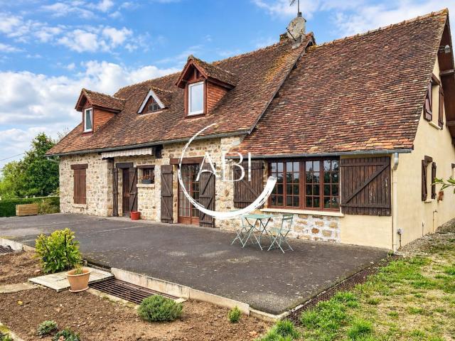 Maison, Saint Ouen le Brisoult