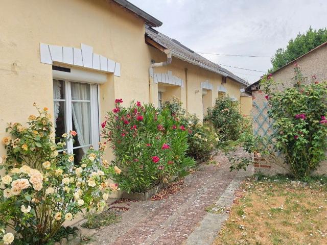 Maison, Saint Ouen les Vignes
