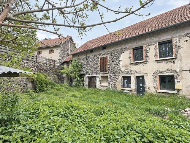 Maison, Saint Ours