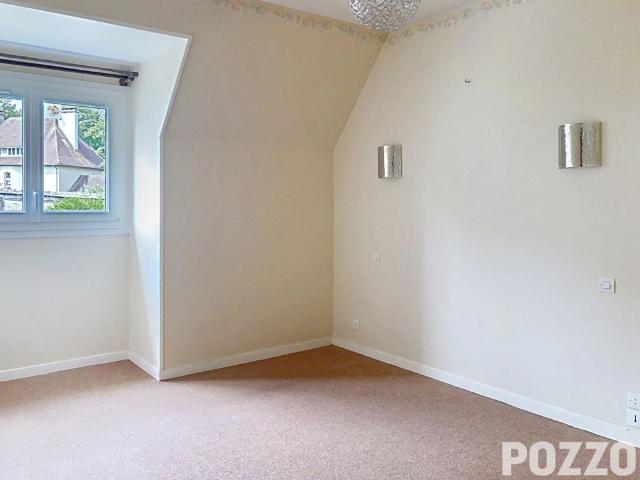 Maison Saint Lo 5 pièce s 105.30 m2