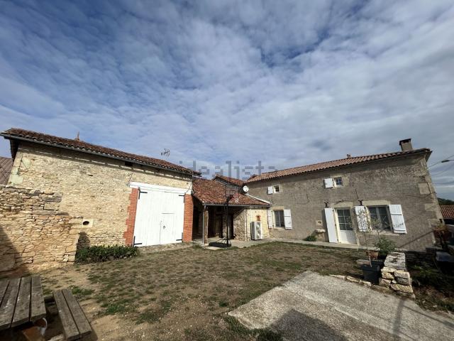 Maison, Saint Laurent de Céris