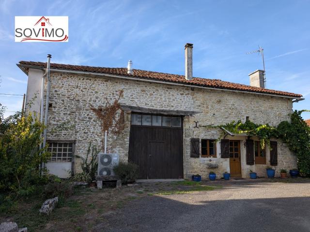 Maison, Saint Laurent de Céris