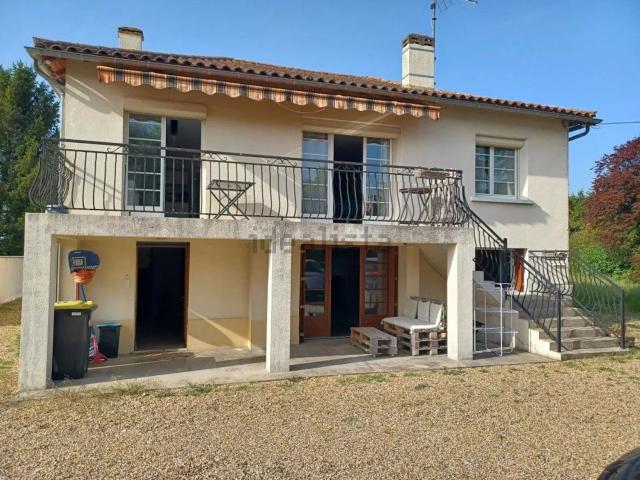 Maison, Saint Laurent des Vignes