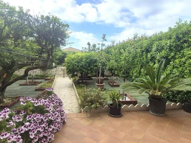 Maison, Saint Laurent du Var