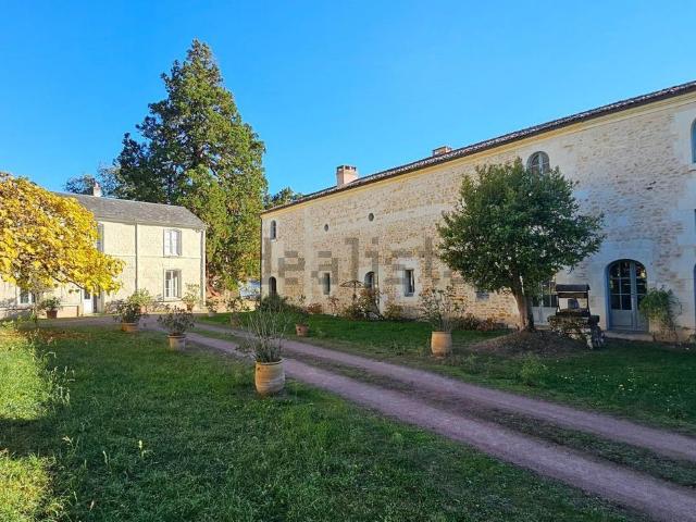 Maison, Saint Laon