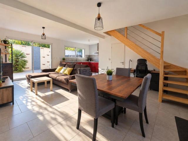 Maison, Saint Léger les Vignes