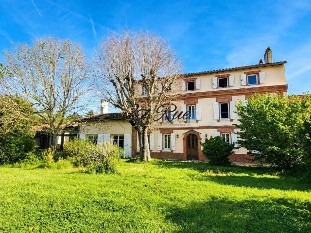 Maison, Saint Léon