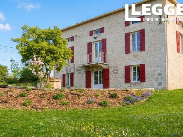 Maison, Saint Léon