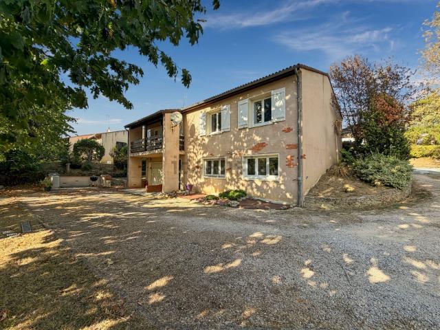Maison, Saint Lys