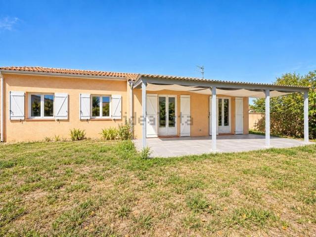 Maison, Saint Lys