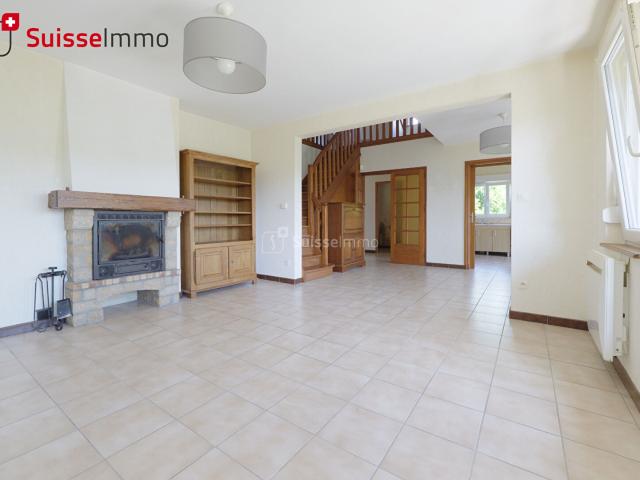 Maison Saint Maurice Colombier 5 pièce s 135 m2