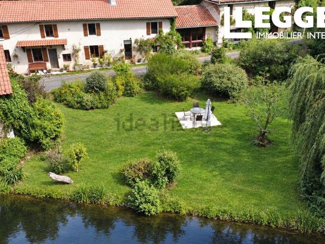 Maison, Saint Maurice des Lions