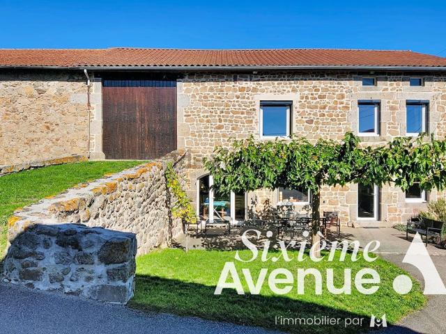Maison, Saint Maurice en Gourgois