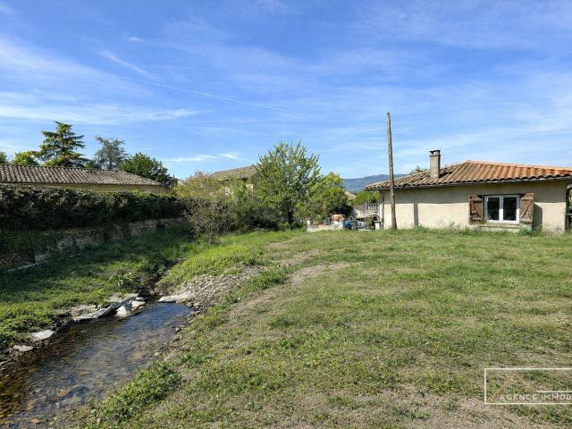 Maison, Saint Maurice l&apos Exil