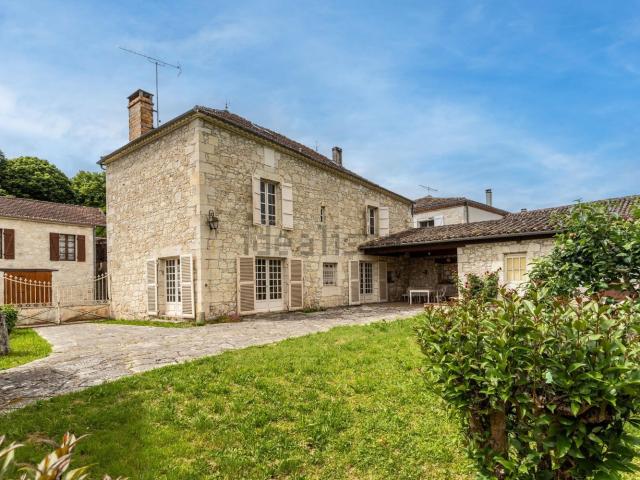 Maison, Saint Maurin
