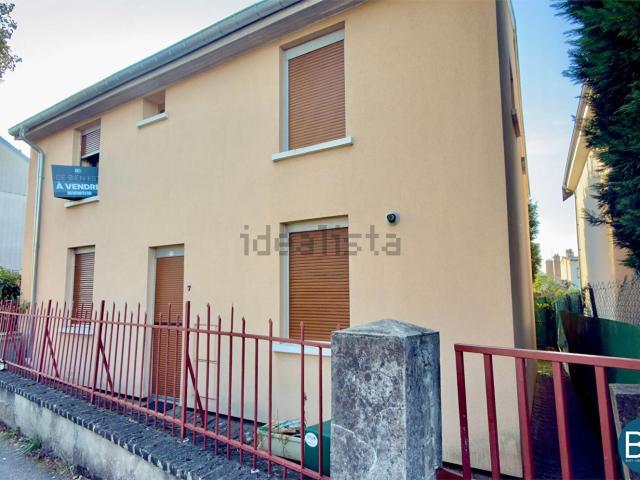 Maison, Saint Max