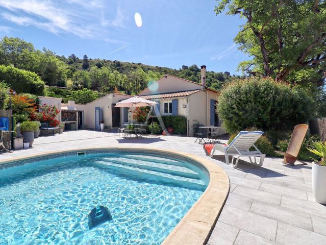 Maison, Saint Maime