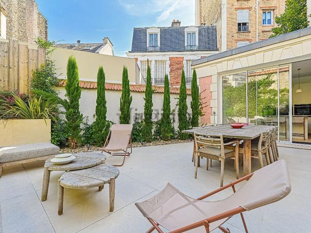 Maison, Saint Mandé