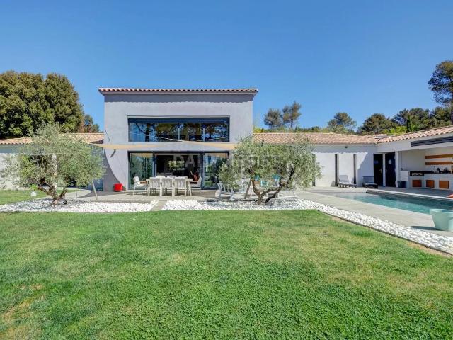 Maison, Saint Marc Jaumegarde