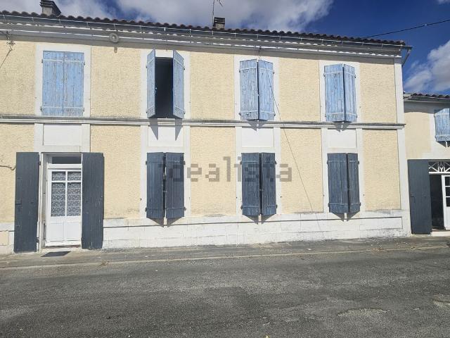 Maison, Saint Mard