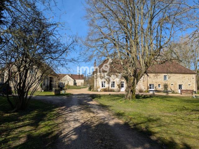 Maison, Saint Mard de Réno