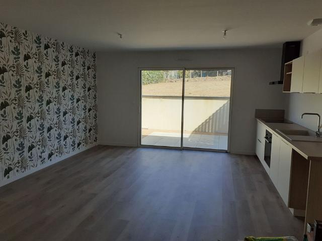 Maison Saint Mars Du Desert 5 pièce s 86 m2