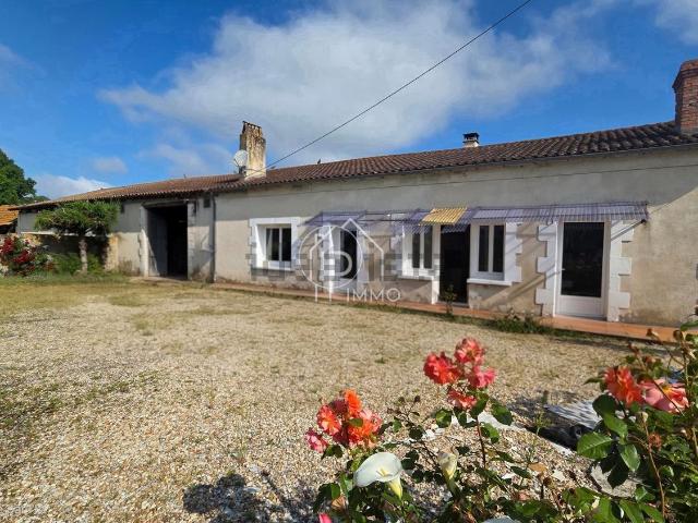 Maison, Saint Martial d&apos Artenset
