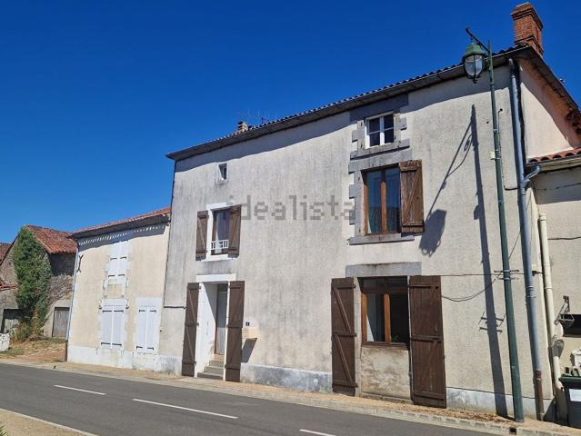 Maison, Saint Martial sur Isop