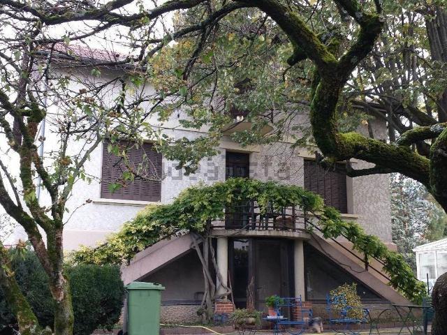 Maison, Saint Martin d&apos Hères