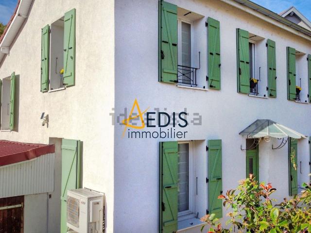 Maison, Saint Martin d&apos Hères