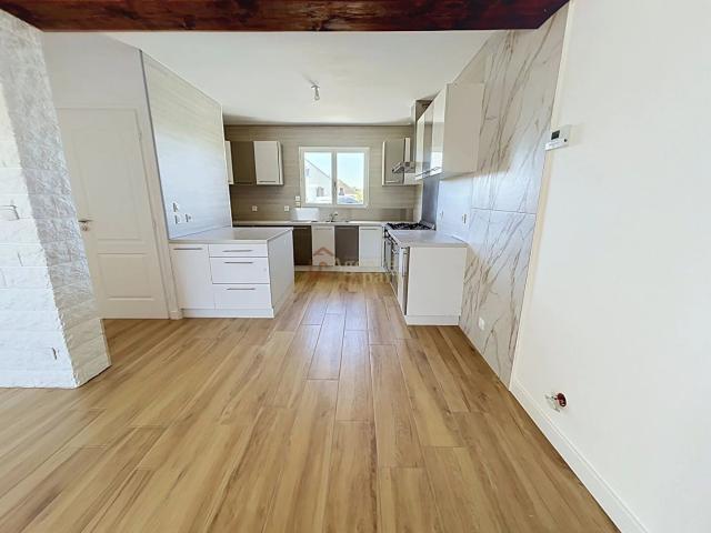 Maison Saint Martin De May 6 pièce s 134m²