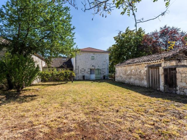 Maison, Saint Martin de Beauville