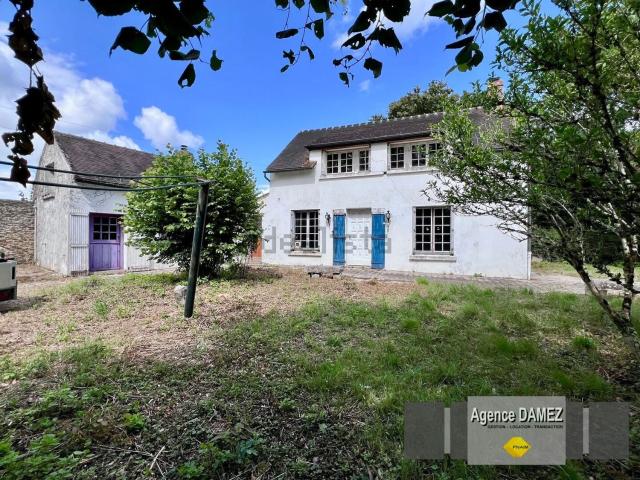 Maison, Saint Martin de Bréthencourt
