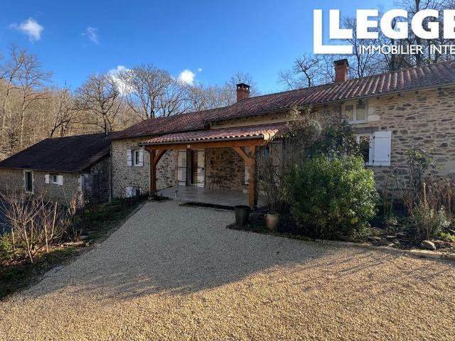 Maison, Saint Martin de Fressengeas