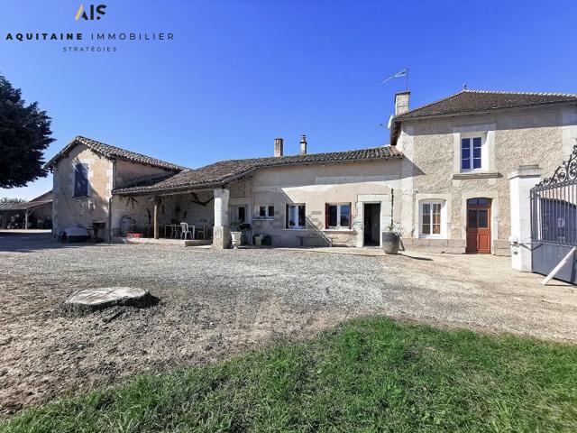 Maison, Saint Martin la Pallu