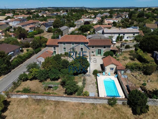 Maison, Saint Martin la Pallu