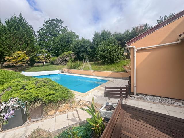 Maison Famillial avec piscine