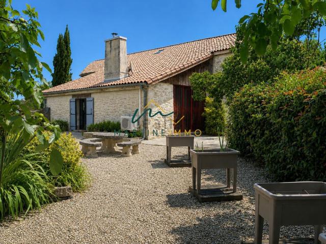 Maison, Saint Martin Petit